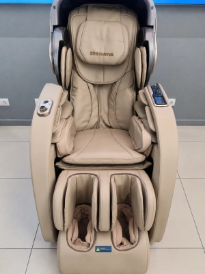Массажное кресло Ergonova Robotouch 3 Universe Beige